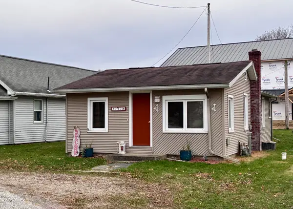 27178 Oak Drive, Sturgis, MI 49091