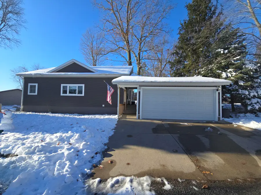 4325 Indian Isle Street, Johnstown, MI 49017 - Image #2