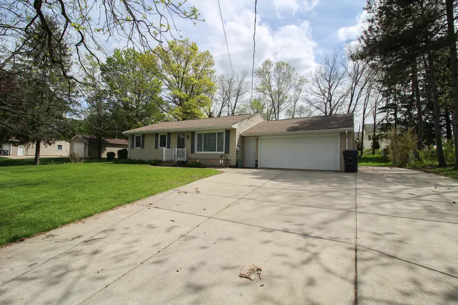 8077 W Q Avenue, Kalamazoo, MI 49009 - #2