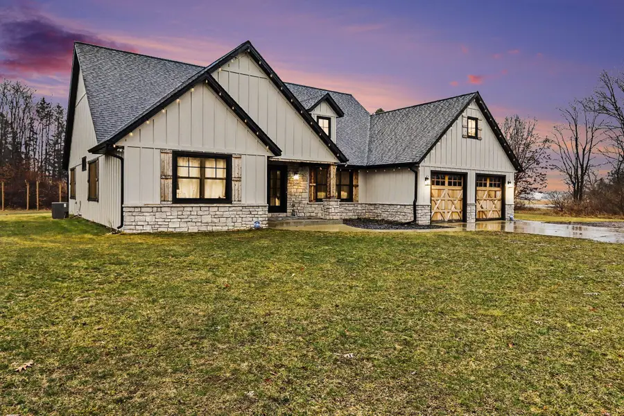 15068 Mohney Lake Road, Three Rivers, MI 49093 - #2