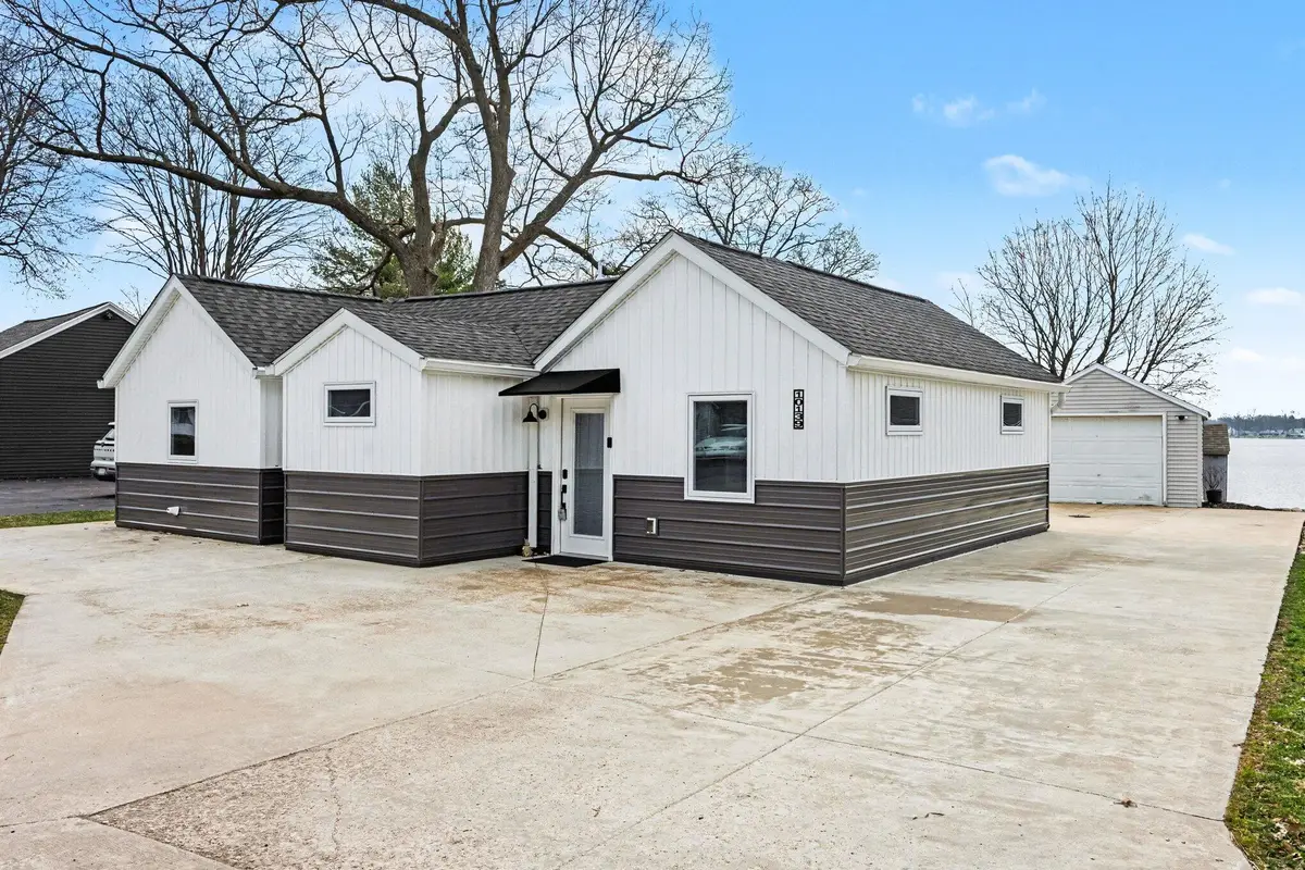 10139 Woodlawn Drive, Portage, MI 49002 - #1