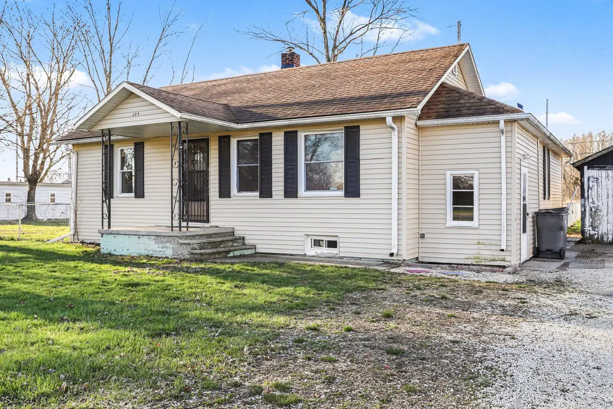 308 E Peck Avenue, White Pigeon, MI 49099 - #1