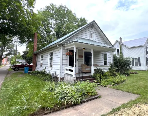 229 5th Street, BurrOak, MI 49030