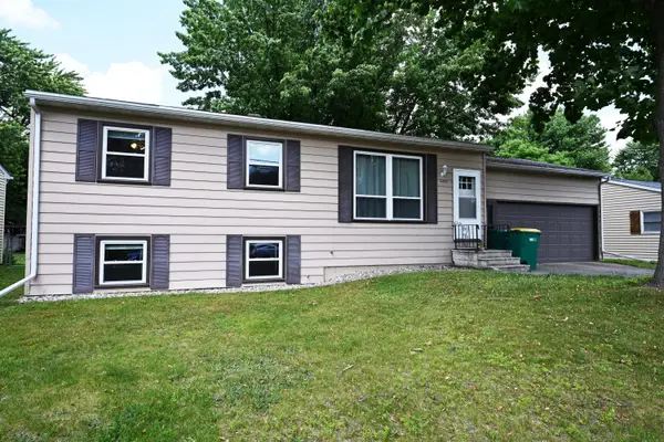 4402 Beechmount Avenue, Portage, MI 49024