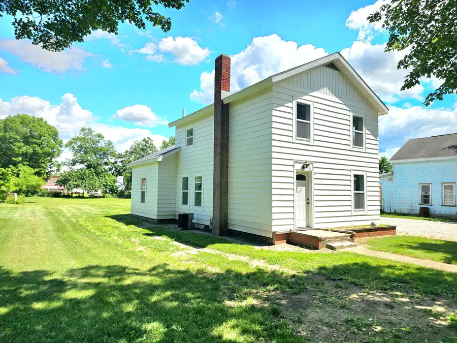 207 S Company Street, White Pigeon, MI 49099 - #2