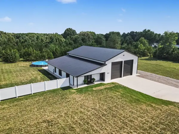 19061 M-60, ThreeRivers, MI 49093