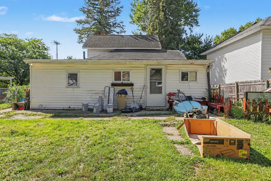 64 Goguac Street W, Battle Creek, MI 49015 - #3