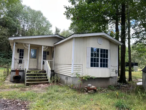 53774 N Fisher Lake Road, ThreeRivers, MI 49093