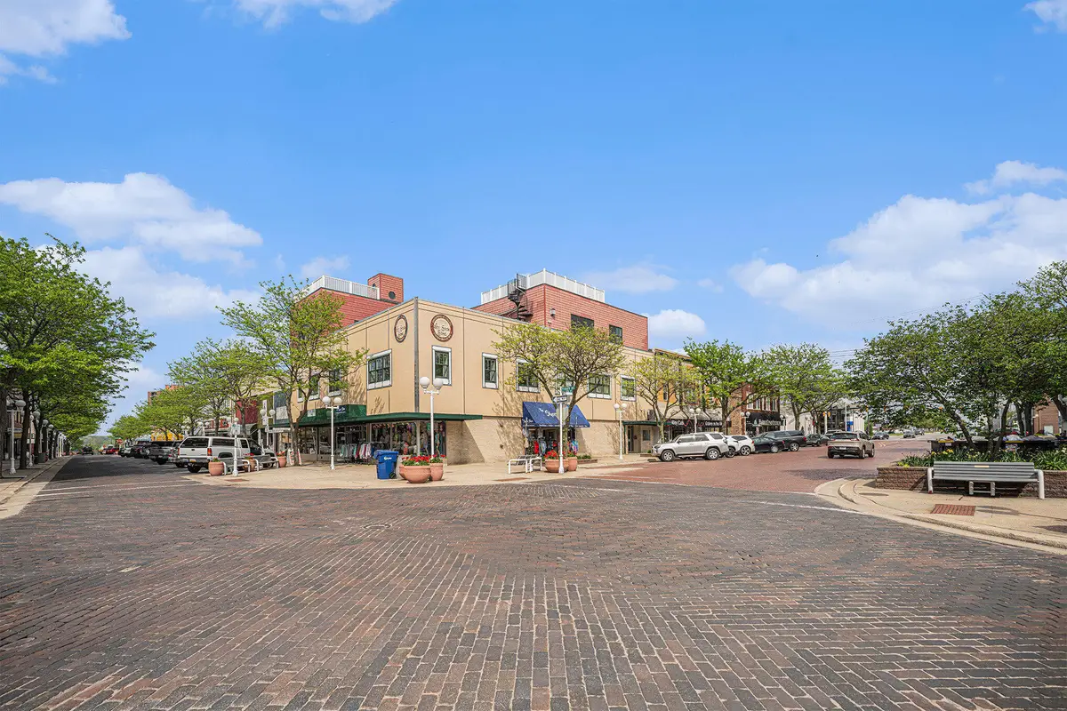 327 State Street Unit: #2, Saint Joseph, MI 49085 - Image #1