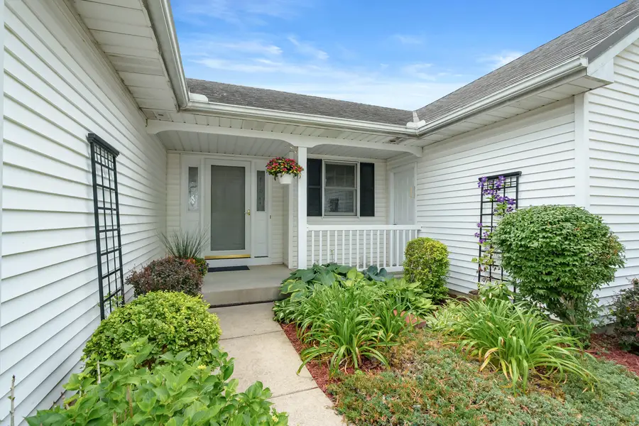 38347 Co Rd 374, Paw Paw Township, MI 49079 - Image #2