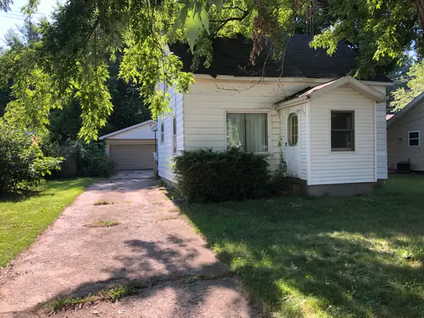 1483 Rose Avenue, BentonHarbor, MI 49022