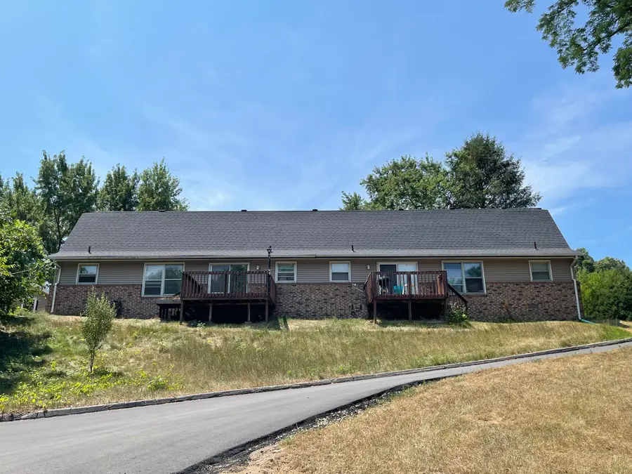 3935 Reinhardt Drive Modifier: 3937, Stevensville, MI 49127 - Image #2