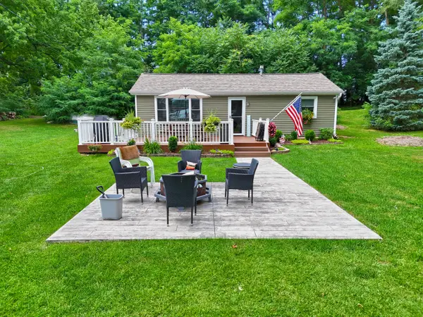 63166 Lakeshore Drive, Dowagiac, MI 49047