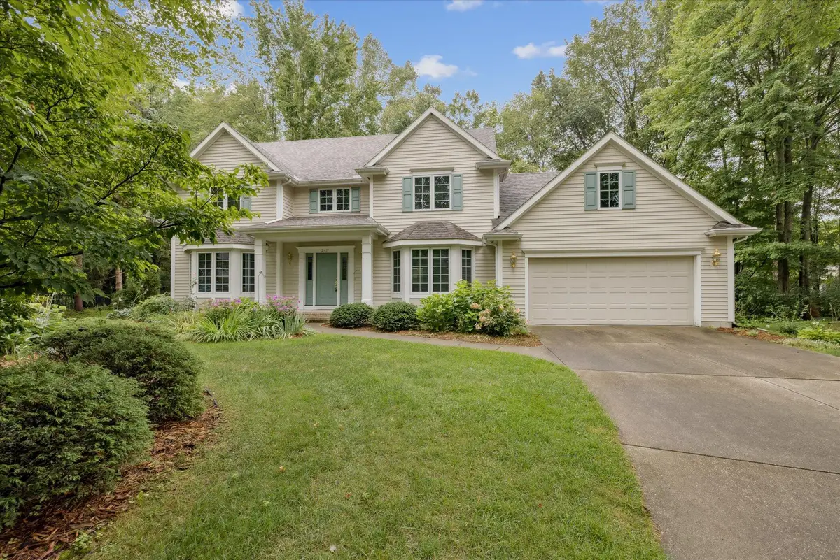 2611 Walden Woods Court, Midland, MI 48640 - Image #1