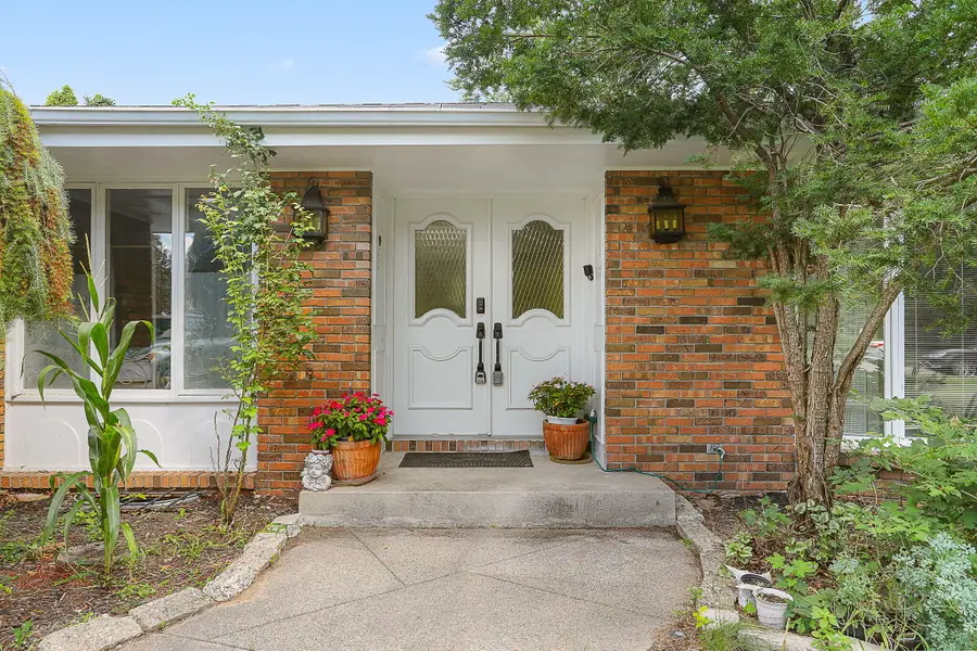 241 Woodlawn Court, Zeeland, MI 49464 - Image #3