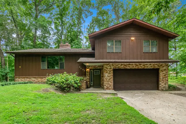 8892 Maplewood Drive, BerrienSprings, MI 49103