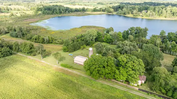 13228 Dutch Settlement Road, Marcellus, MI 49067