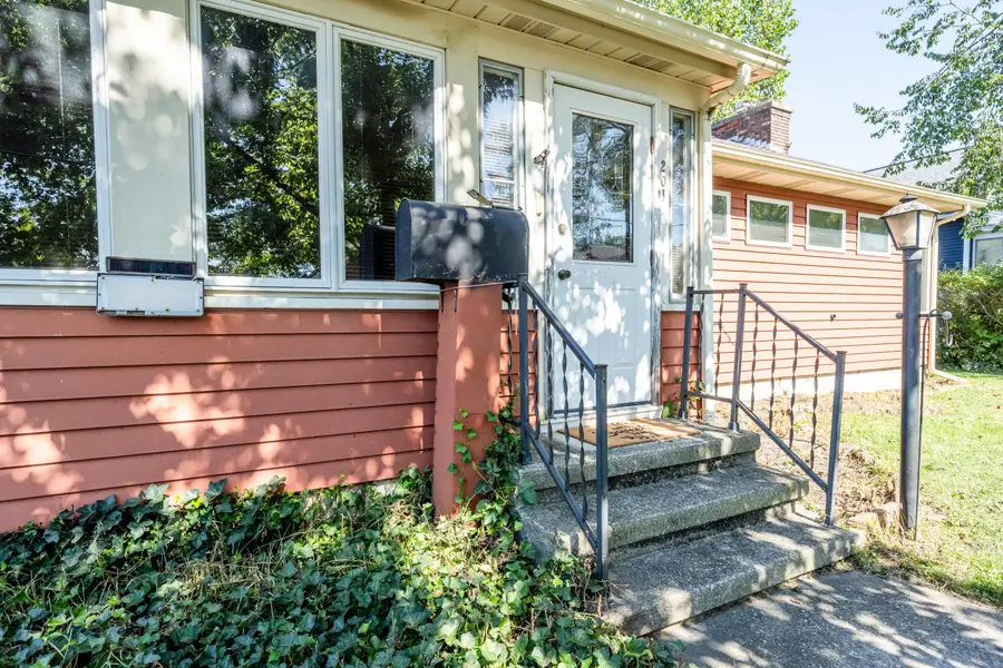 201 Sycamore Street E, Three Oaks, MI 49128 - #3