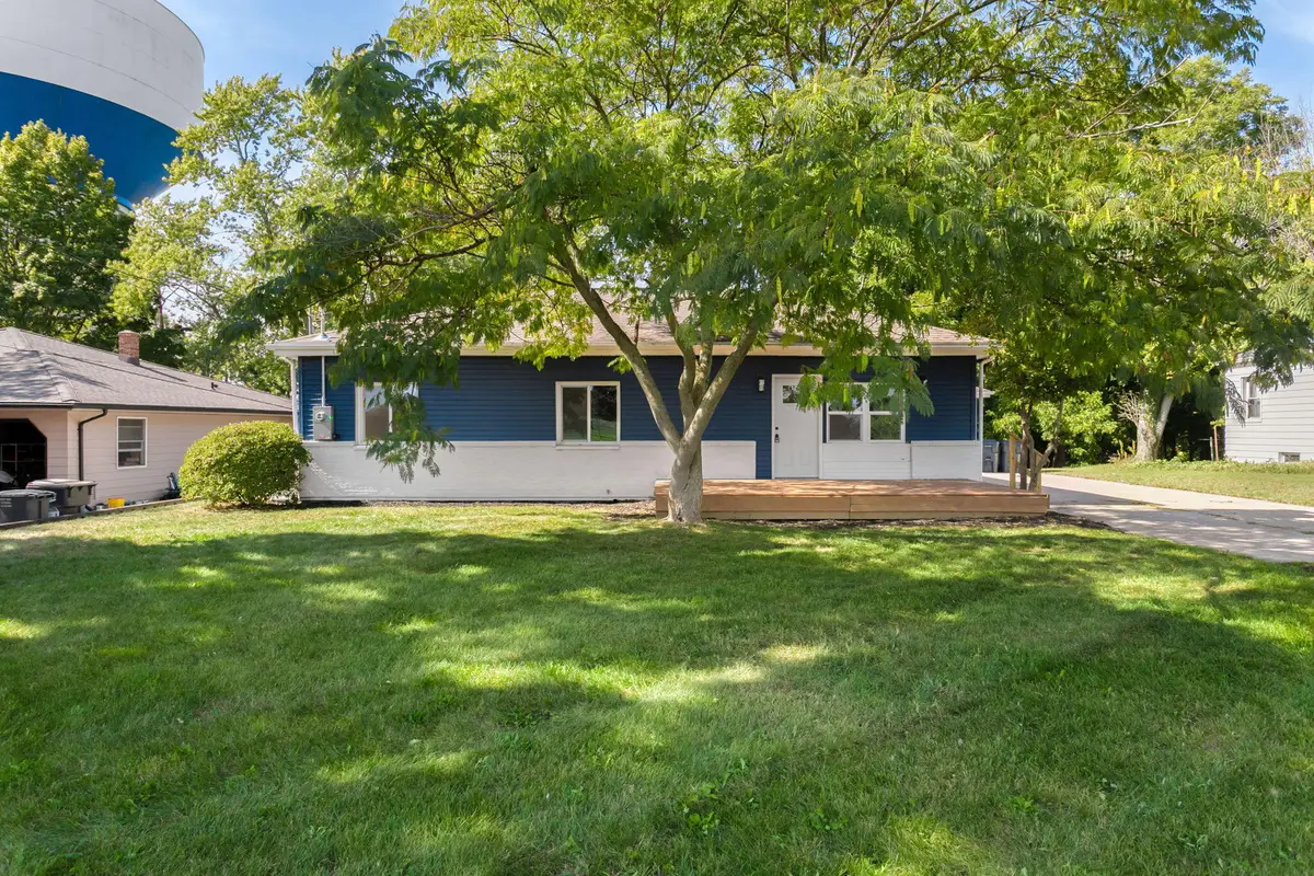 3118 Cleveland Avenue, Saint Joseph, MI 49085 - Image #1