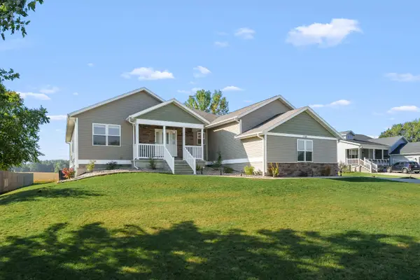 1720 Carlisle Drive, StJoseph, MI 49085