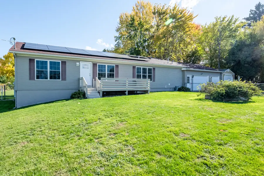 301 N Grant Street, Galien, MI 49113 - Image #2