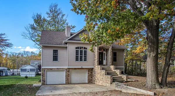 72 Euclid Street, SouthHaven, MI 49090