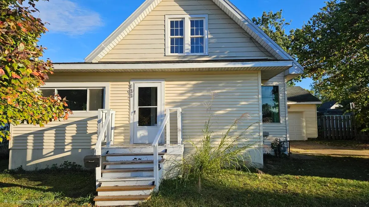 103 E Maple Street, Three Oaks, MI 49128 - #1