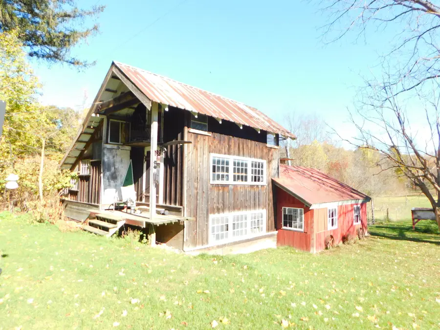 69217 51st Street, Lawrence, MI 49064 - #2