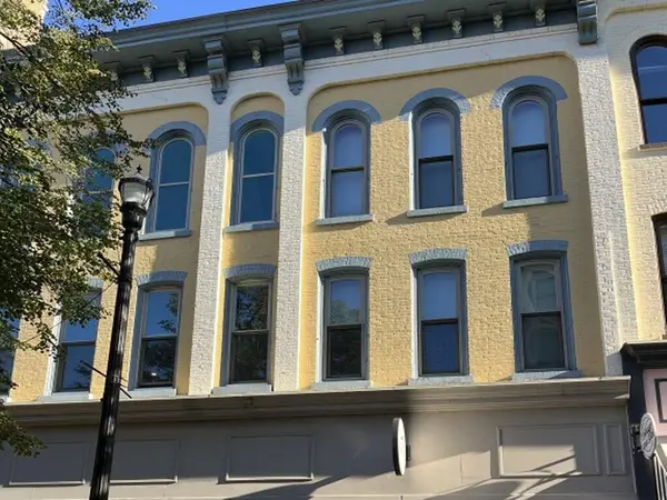 52 Monroe Center Street NW Unit: B, GrandRapids, MI 49503