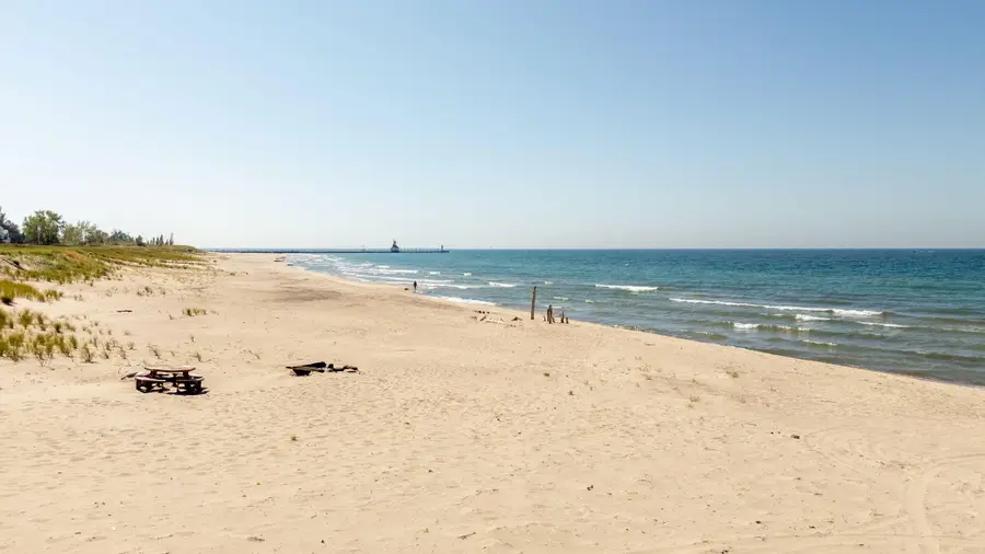 384 Ridgeway Street, Saint Joseph, MI 49085 - Image #3