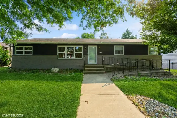 221 S Whittaker Street, NewBuffalo, MI 49117