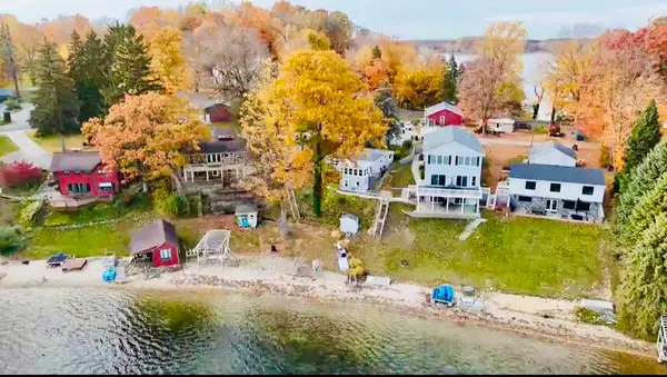 94687 Oak Street, Dowagiac, MI 49047