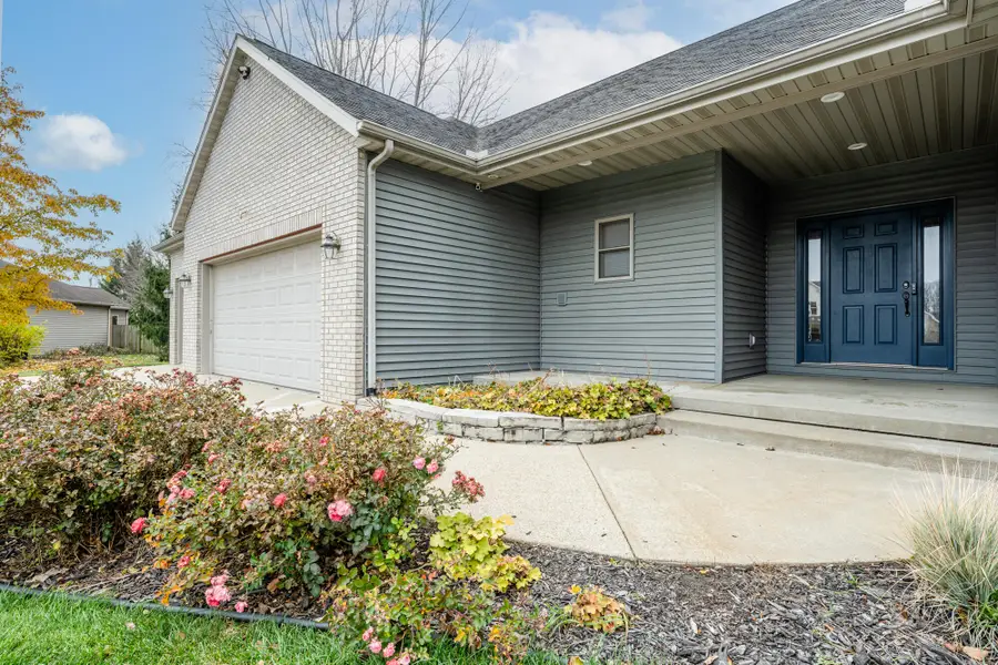 4779 Pleasant Meadow Circle, Royalton, MI 49085 - Image #3