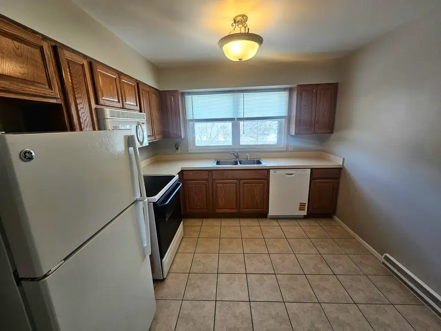 2002 N Old US 31 Highway Unit: 12, Niles, MI 49120 - Image #3