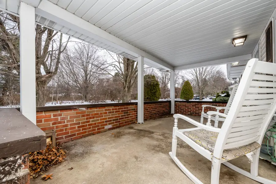 966 Wedgewood Road, Saint Joseph Charter Township, MI 49085 - Image #2