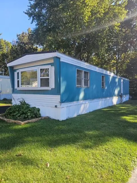 1565 M-63 Unit: #60, Benton, MI 49022 - Image #2