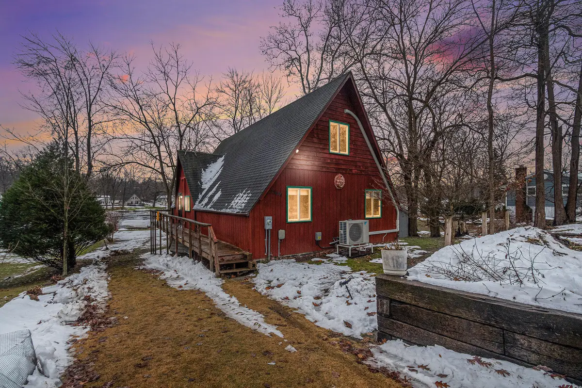 45601 Peninsula Drive E, Bloomingdale Township, MI 49056 - Image #1