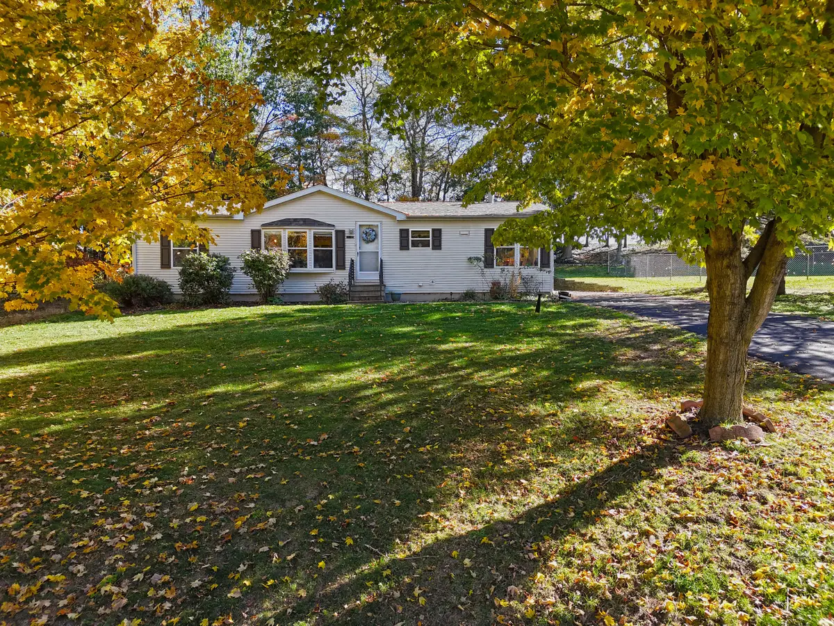 91177 Pitcher Drive, Keeler, MI 49022 - Image #1