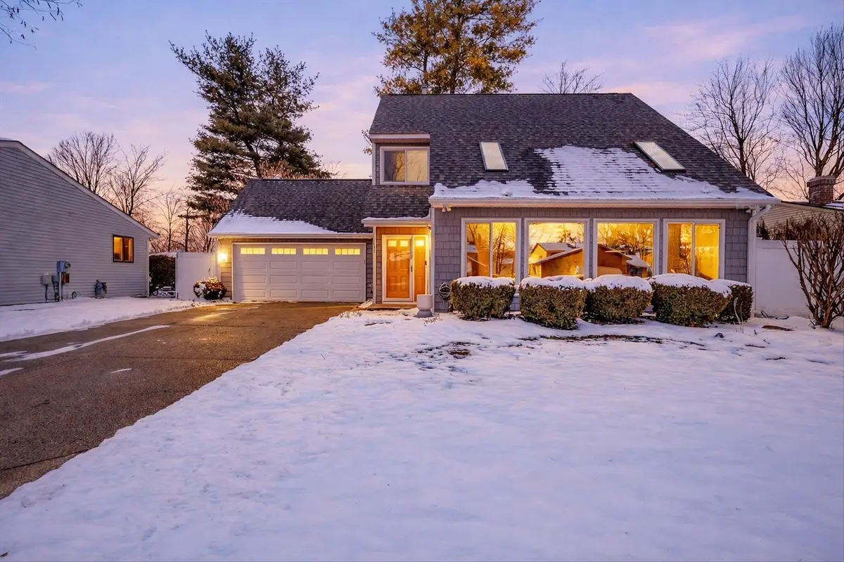 837 Tierra Street SE, Kentwood, MI 49508 - Image #1