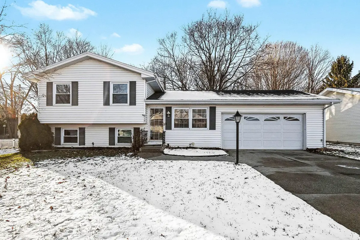 917 N Detroit Street, Buchanan, MI 49107 - Image #1