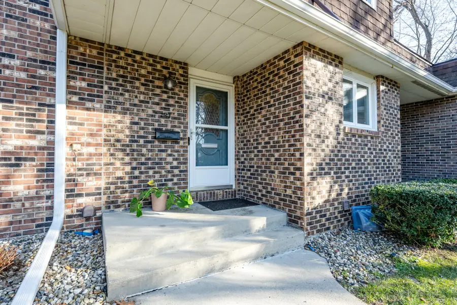 2513 Bristol Terrace, Saint Joseph Charter Township, MI 49085 - Image #3