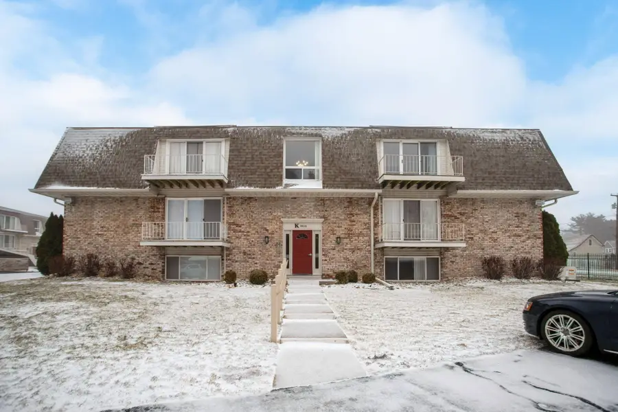 3626 Lakeshore Dr K9 Building: k Unit: 9, Saint Joseph, MI 49085 - Image #2