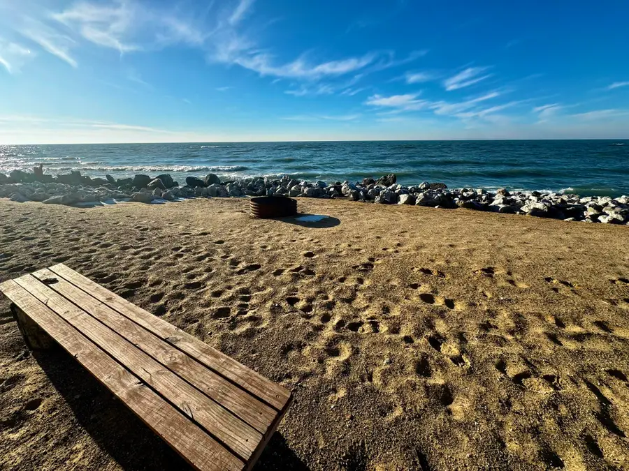 3626 Lakeshore Dr K9 Building: k Unit: 9, Saint Joseph, MI 49085 - Image #3