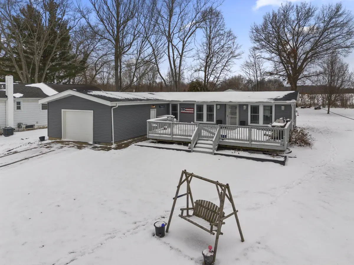 31486 County Line Road, Dowagiac, MI 49047 - Image #1
