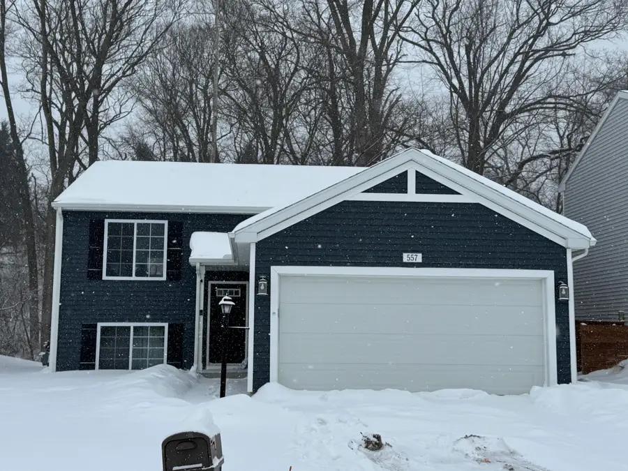 557 N Cygnet Lake Drive, Fair Plain, MI 49022 - Image #2