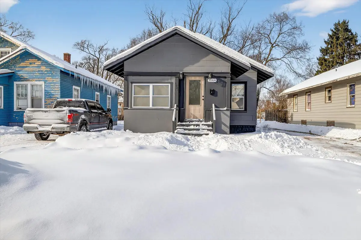 1064 Ogden Avenue, Benton Harbor, MI 49022 - #1