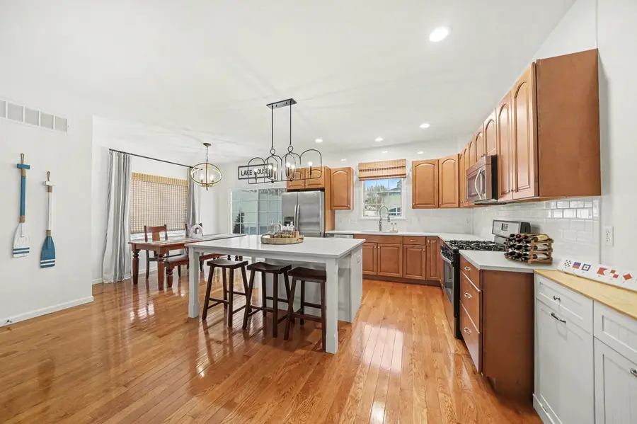 217 W Merchant Street, New Buffalo, MI 49117 - #3