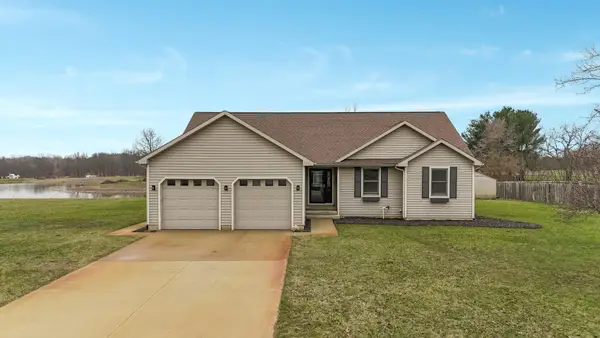 29413 Saddlebred Lane, Dowagiac, MI 49047