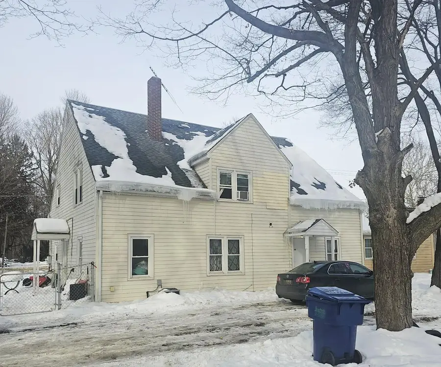 1636 E Britain Avenue, Benton Heights, MI 49022 - #3