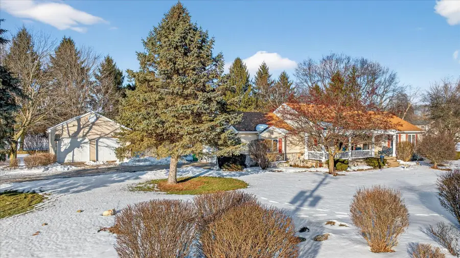 20350 Old 205, Edwardsburg, MI 49112 - #2